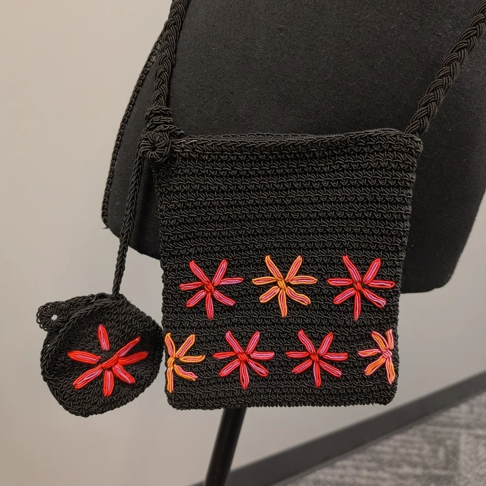 Bohemian Floral Crochet Crossbody & Matching Coin Purse Black & Pink